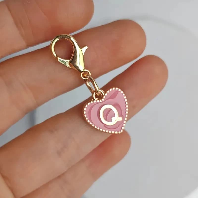 Porte-clés en forme de cœur avec 26 lettres de l'alphabet, pour sacs, breloques pour écouteurs, acce