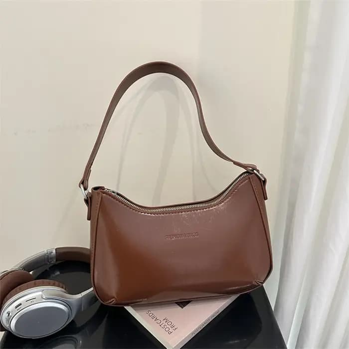 Sac Hobo minimaliste de couleur unie