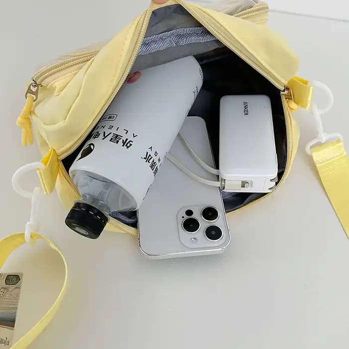 Sac bandoulière carré en nylon blanc laiteux transparent avec pendentif lune