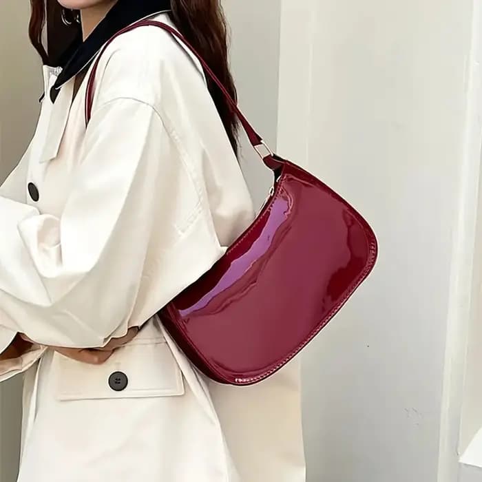 Sac rouge haut de gamme pour femmes, sac sous les bras rétro à main, petit sac en cuir verni de style étranger pour jeunes filles, épaule unique