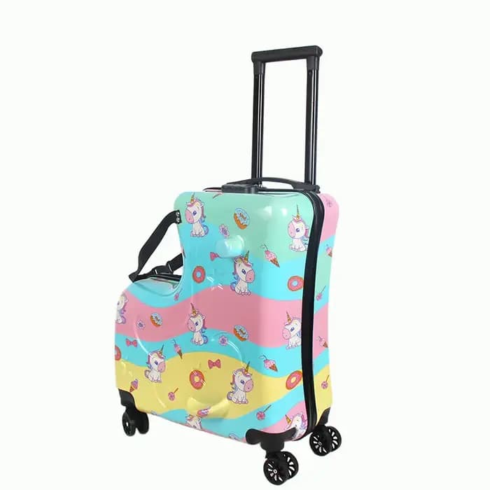 Les valises de voyage pour enfants peuvent s'asseoir et monter sur les bagages à roulettes