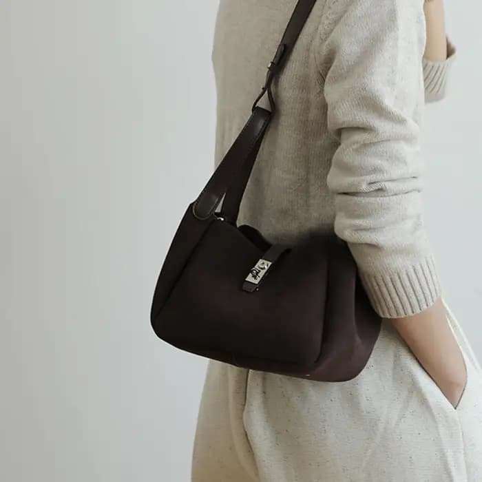 Sac à main personnalisé en cuir suédé pour femme