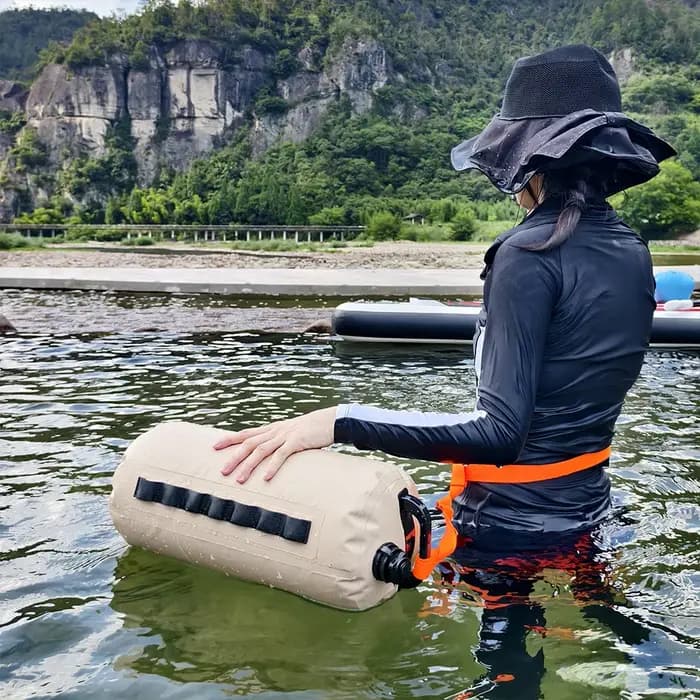 Sac flottant multifonctionnel pour bouteille d'eau