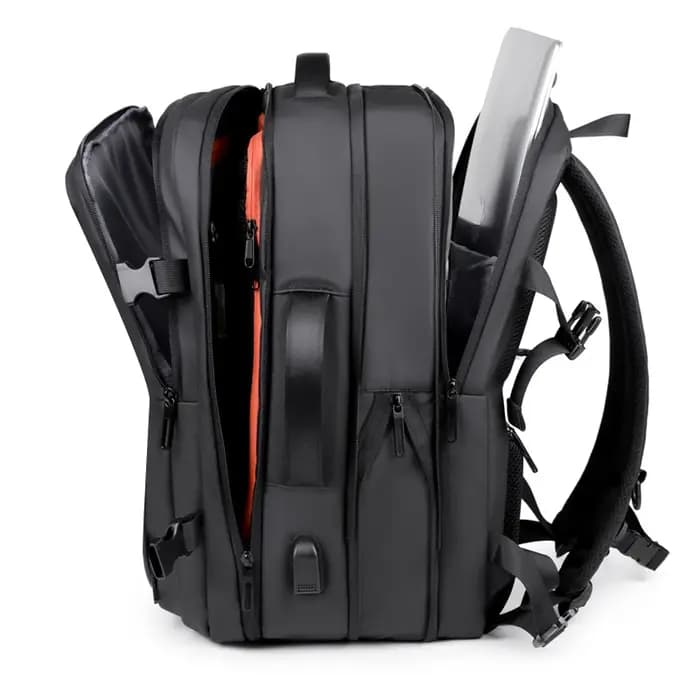 Sac à dos extensible hydrofuge avec compression sous vide