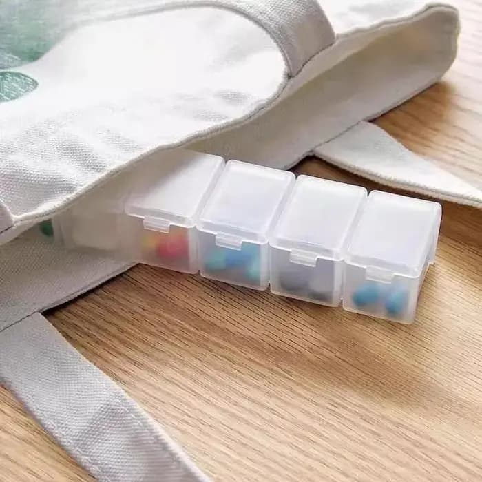 Mini boîte à médicaments