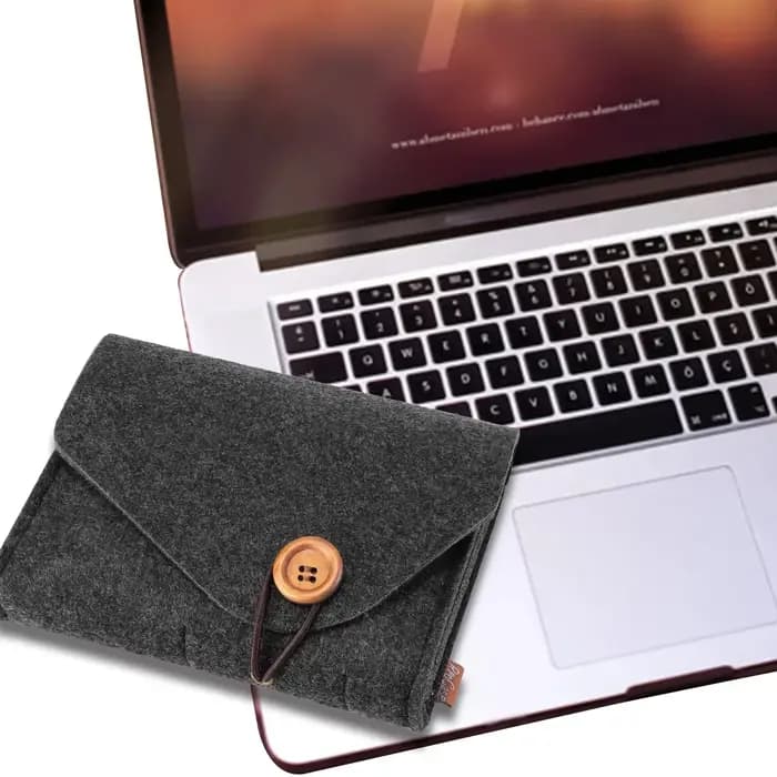 Organisateur d'accessoires électroniques portables en feutre