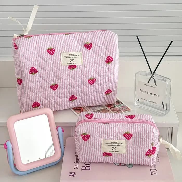Sac à cosmétiques matelassé rose fraise pour femmes
