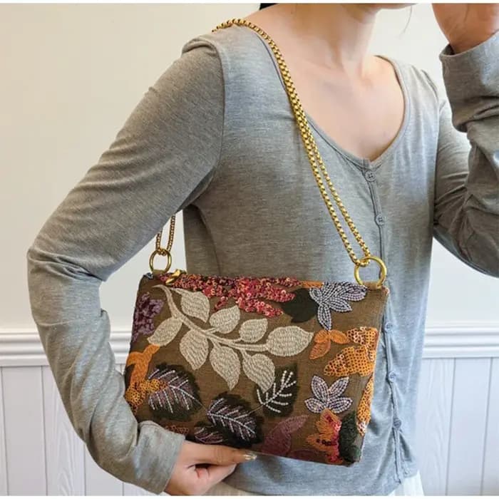 Style ethnique concepteur nouvelle pochette à paillettes pour femmes sac de soirée sac à bandoulière brodé sac de messager sac enveloppe de chaîne d'été