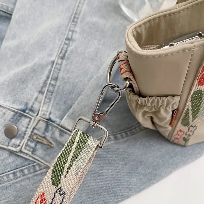 Sac fourre-tout vintage en nylon brodé pour femme