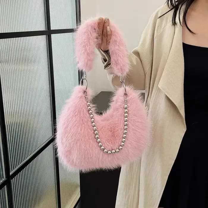 Sac fourre-tout en fausse fourrure avec sangle en chaîne