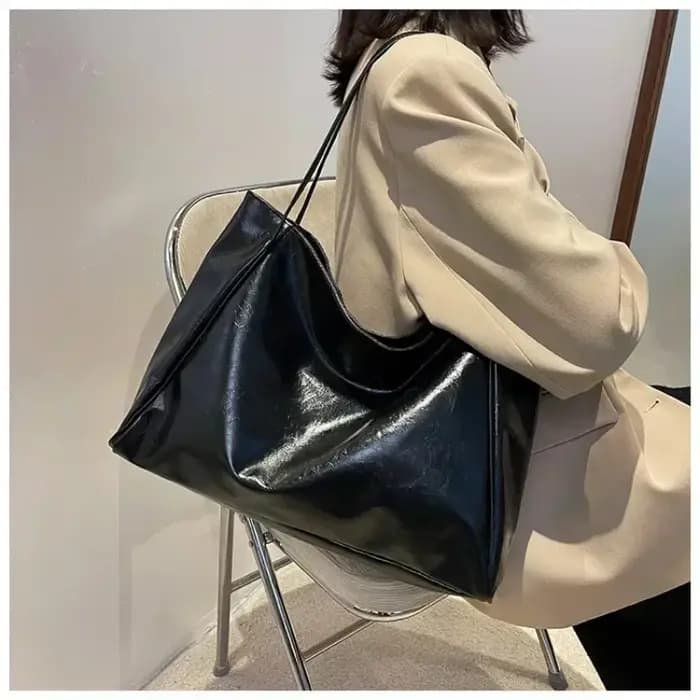 Grand sac pour femme, pochette sous le bras tendance, grande capacité, sac à bandoulière en cuir PU souple, sac rétro à bandoulière, sac seau décontracté et portable
