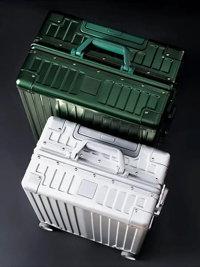 Valise à bagages entièrement en alliage d'aluminium et magnésium