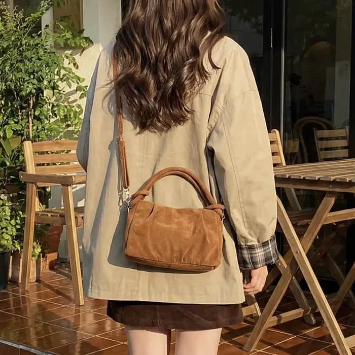 Nouveau sac bandoulière rétro en daim pour femme