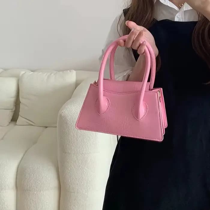 Petit sac à main carré rose pour femme