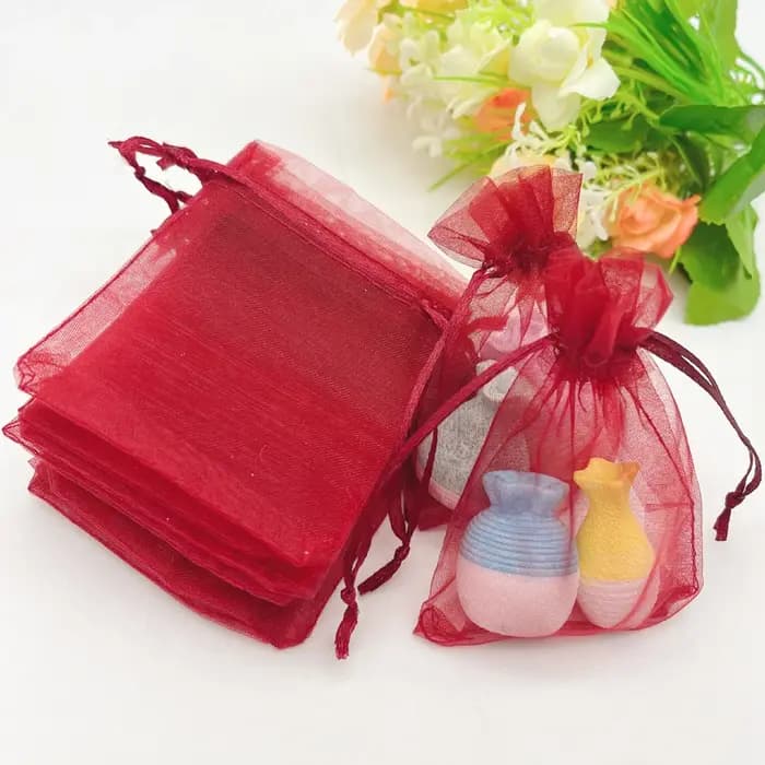 Sac cadeau rouge vin bordeaux