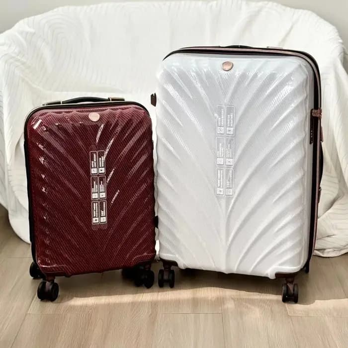 Valise ultra-légère en fibre de carbone - 1