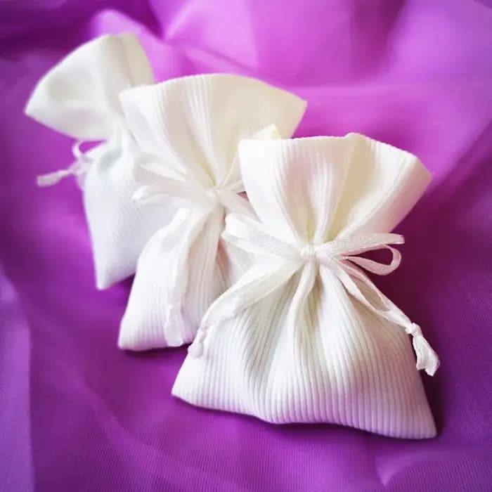Petits sacs cadeaux blancs 7x9cm Mariage Anniversaire Fête Bonbons Sac