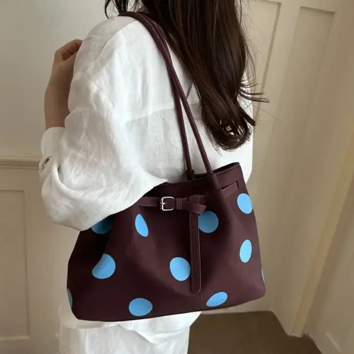 Sacs Grande Capacité pour Femmes – Nouvelle Collection Été 2026 – Sac à Bandoulière Polyvalent Tendance – Sac Fourre-tout Décontracté Rétro pour Trajet Quotidien