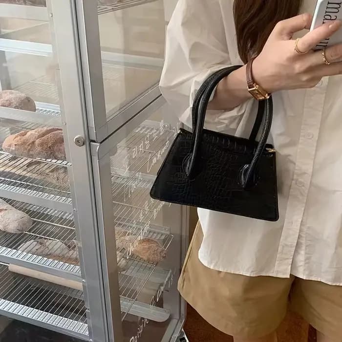 Petit sac à main carré rose pour femme
