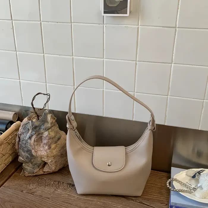 Sac à main français tendance en forme de dumpling