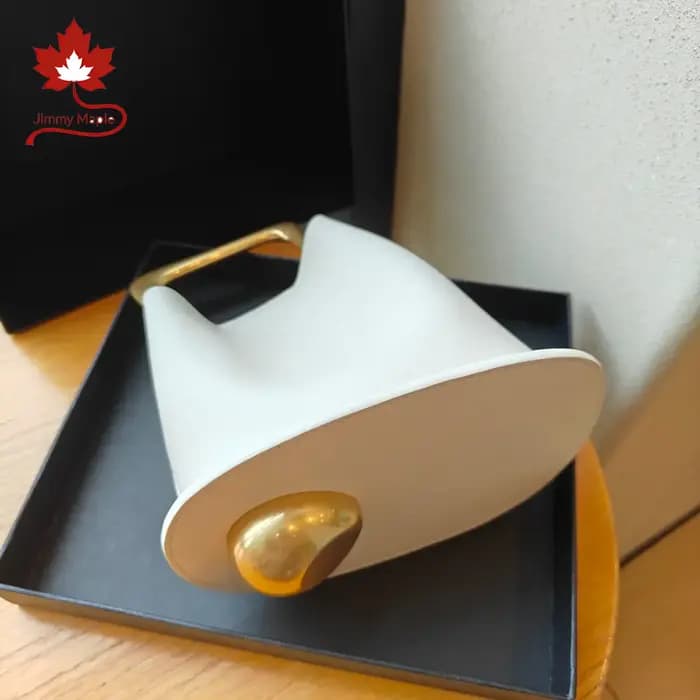 Nouveau élégant haut de gamme seau fourre-tout couleur Beige plaine Satin cuir de vache femmes sac à main poignée en métal femme sac à bandoulière petit