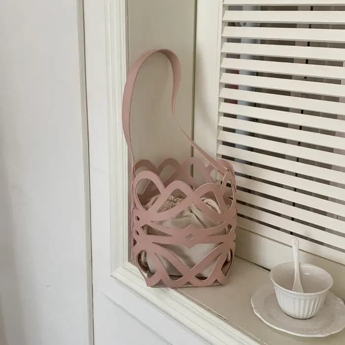 Nouveauté été : Sac seau en PU tressé ajouré