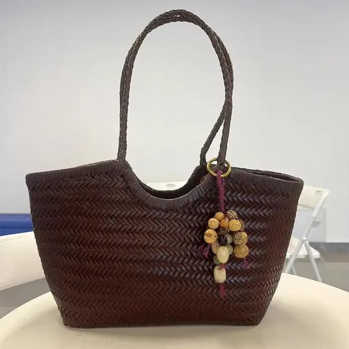 Sac fourre-tout tissé à la main de marque