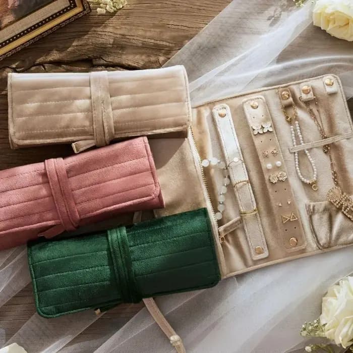 Nouvelle trousse de voyage en velours de haute qualité et pratique avec boucle