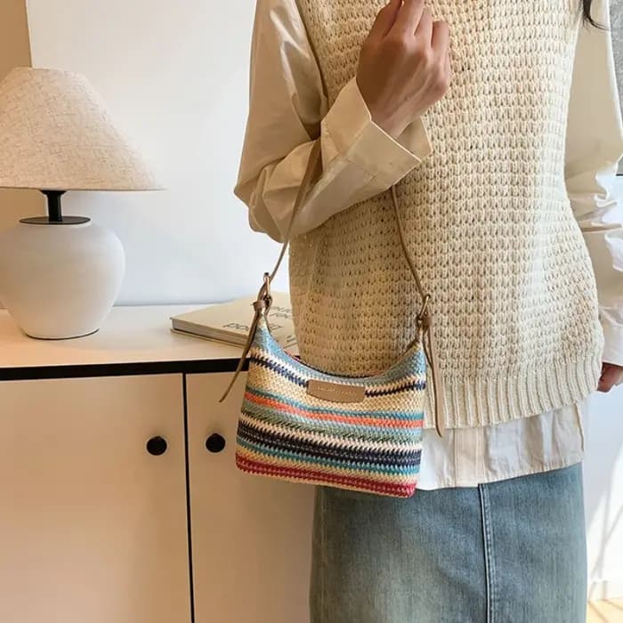 Sac fourre-tout bohème rayé avec garniture en cuir