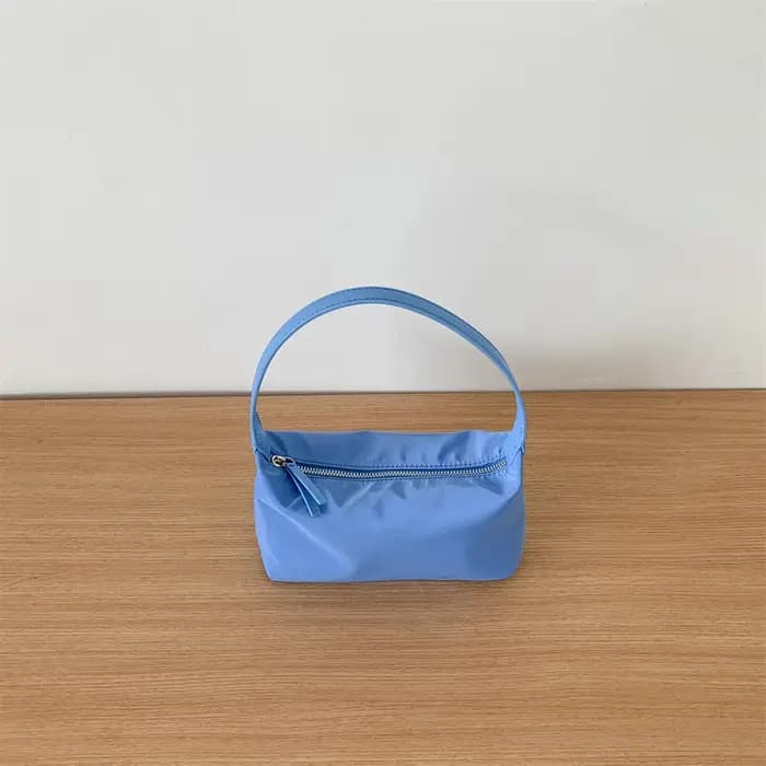 Nouveau sac à main baguette en nylon pour femme, petit sac carré minimaliste à bandoulière, sac déco