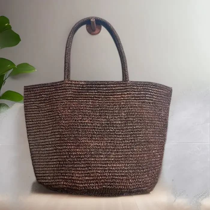 Sac à bandoulière en raphia naturel fait main