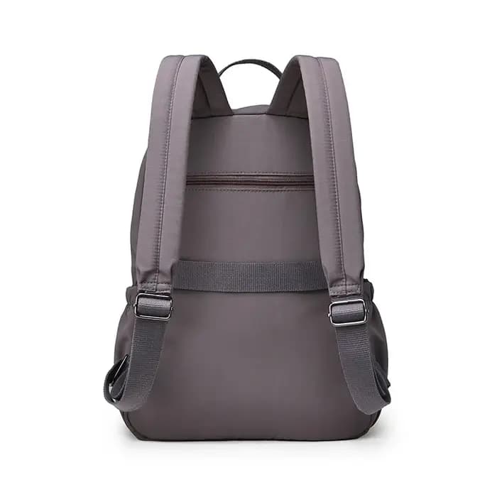 Sac à dos de voyage décontracté en nylon grande capacité imperméable pour femme