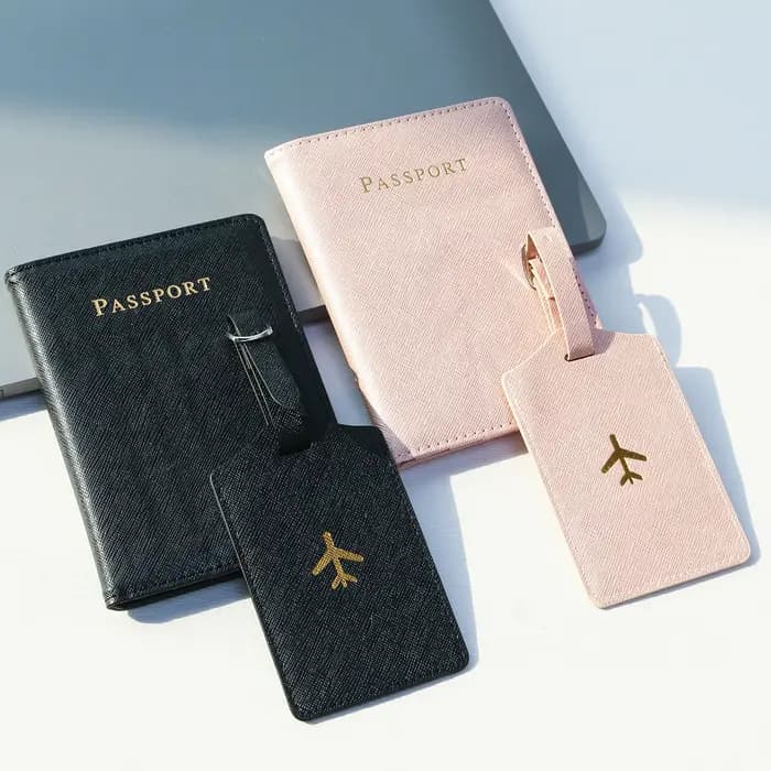Couverture de Passeport avec Pièces d'Étiquettes de Bagages