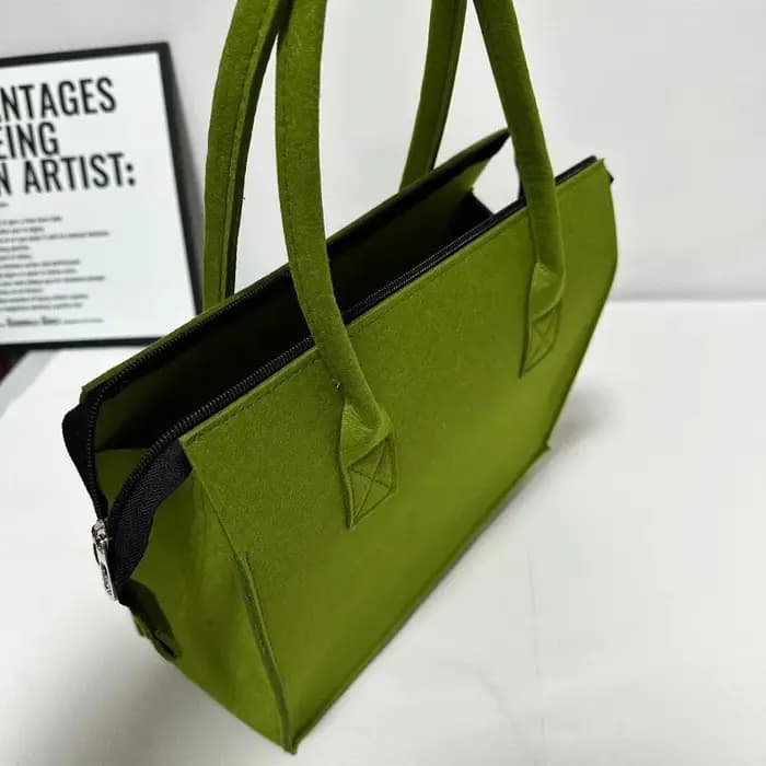 Sac en feutre, petit sac fourre-tout