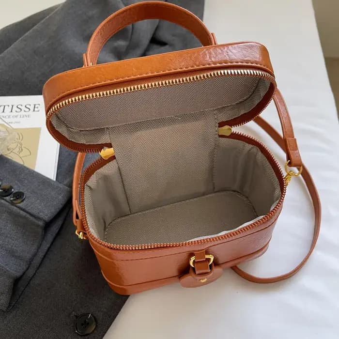 Sac Seau Rétro Tendance 2025 – Nouveau Sac de Maquillage Simple Style Boîte
