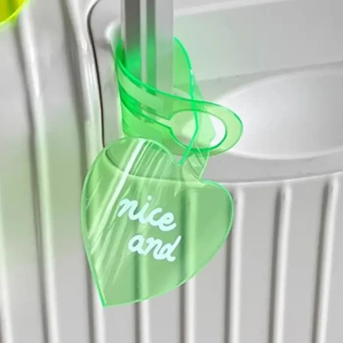 Étiquette de bagage en forme de cœur mignon