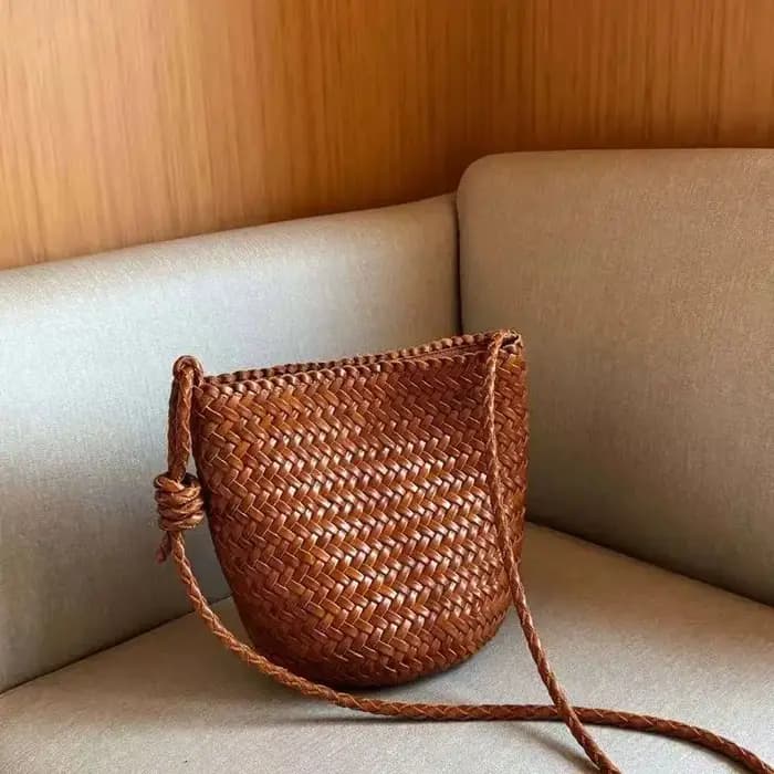 Sac à bandoulière coréen tissé à la main pour femme, nouveau style 2025, sac seau de luxe minimalist