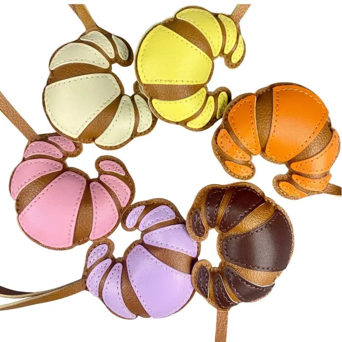 Breloque de sac croissant vibrante-un tableau de chic parisien en 6 couleurs appétissantes-cuir PU-cadeau idée pour femmes/enfants/accessoire de sac