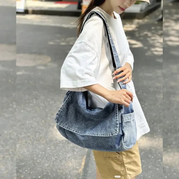 Sac bandoulière en jean délavé vintage grande capacité avec rabat