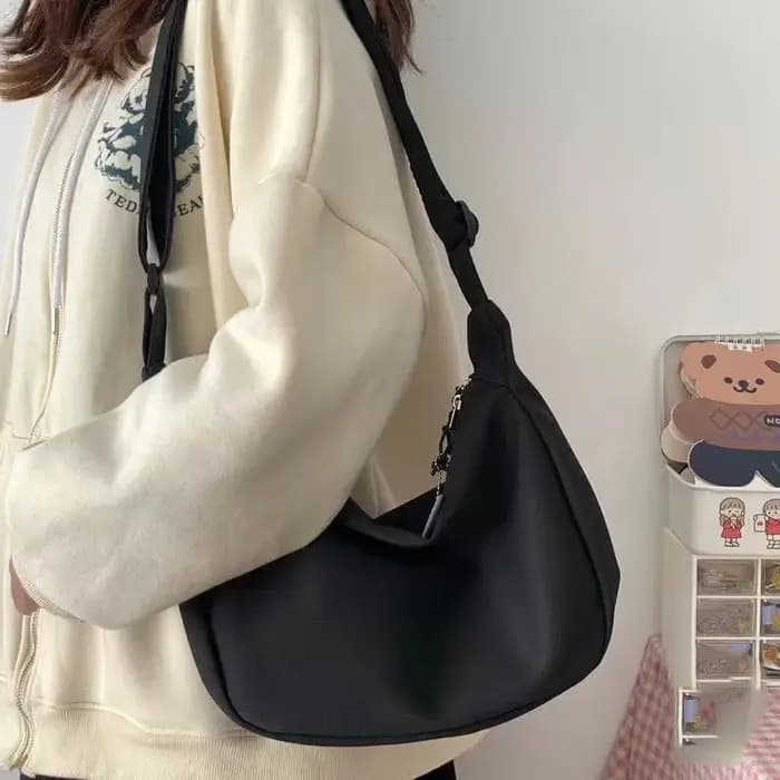 Nouveau femmes sac à bandoulière mode polyvalent Simple sac à bandoulière femme gaufre boulette sac