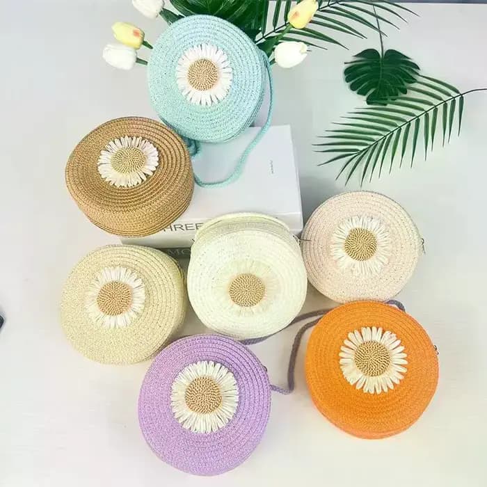 Sac en paille à motif floral bohème
