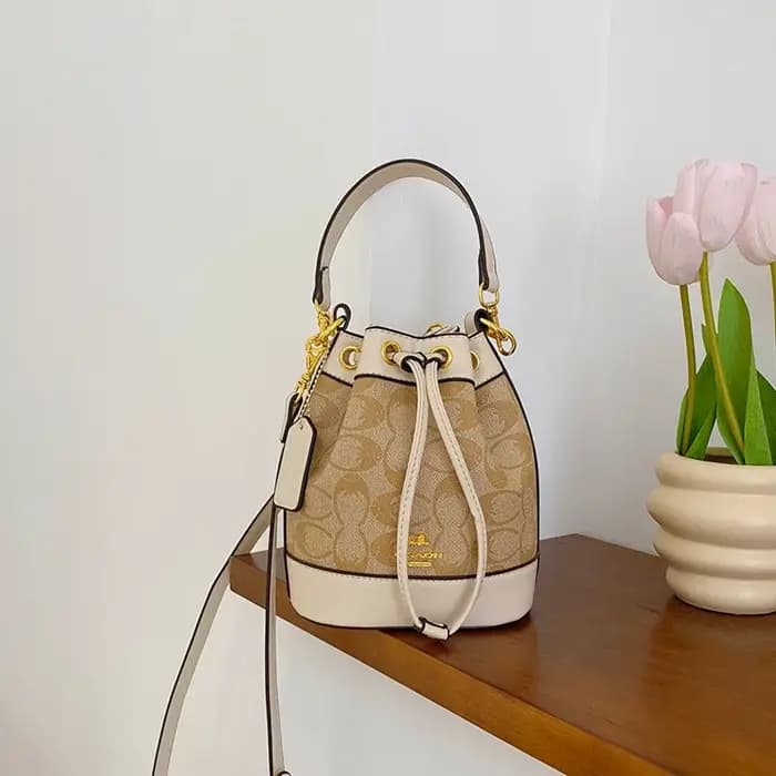Sac à bandoulière élégant pour femme