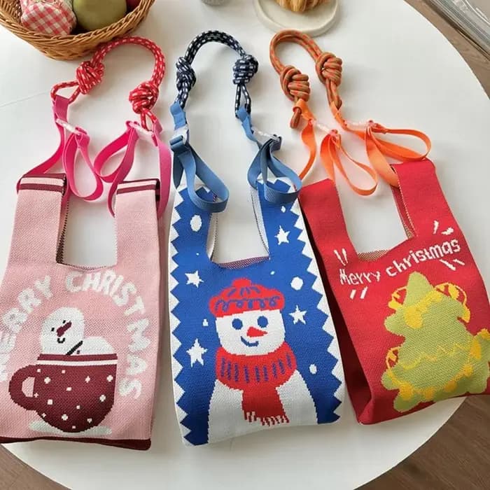 Petit sac tricoté pour femmes