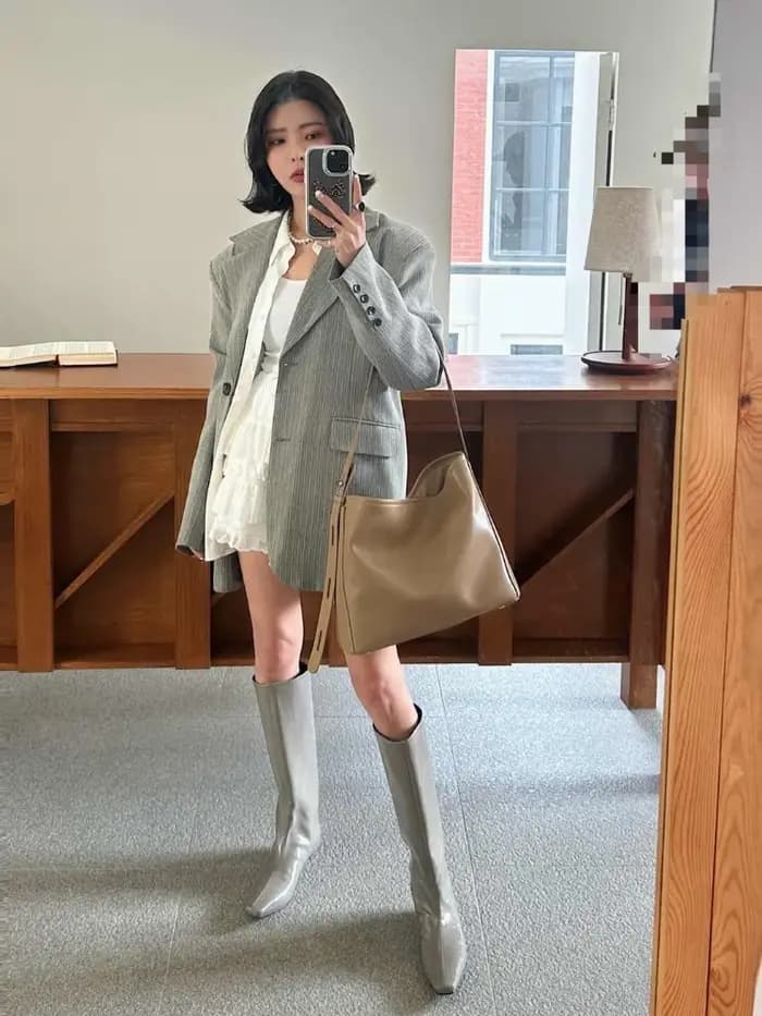 Poignée réglable seau fourre-tout grande capacité brillant Kakhi couleur Beige cireux cuir de vache femmes sac à bandoulière grand sac à main de banlieue