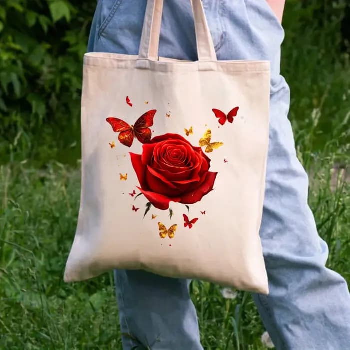 Sac à main en toile imprimé rose crème et papillon pour un usage quotidien