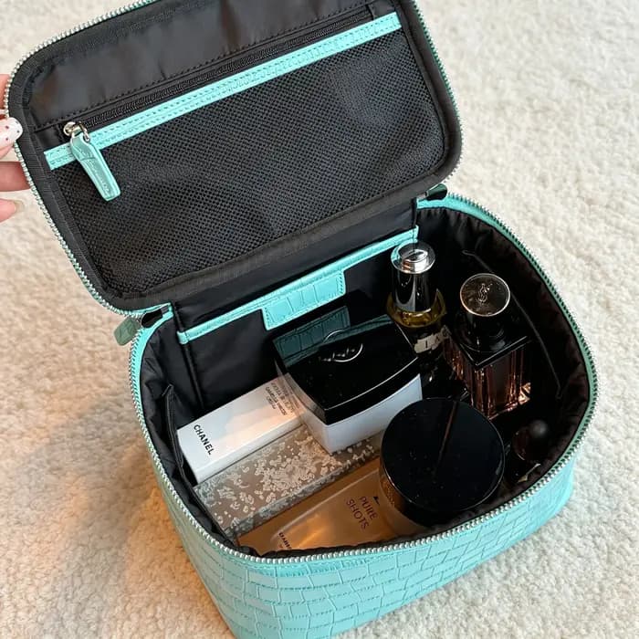 Sac à cosmétiques en cuir véritable à motif crocodile