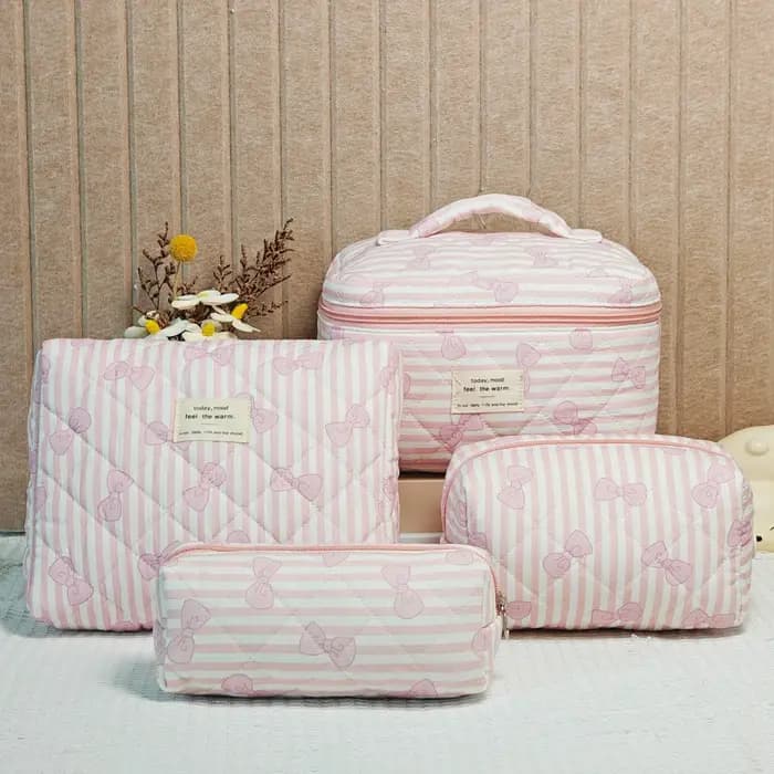 Trousse de maquillage pratique de voyage de grande capacité Matériau polyester floral Style frais et doux Match quotidien Ultra léger résistant à l'usure...