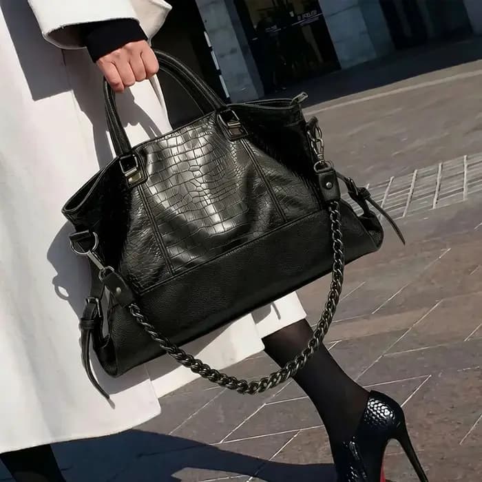 Sac à bandoulière en cuir PU vintage à texture croco, grand sac fourre-tout pour femme, sac à main avec chaîne décorative pour le travail et les trajets quotidiens
