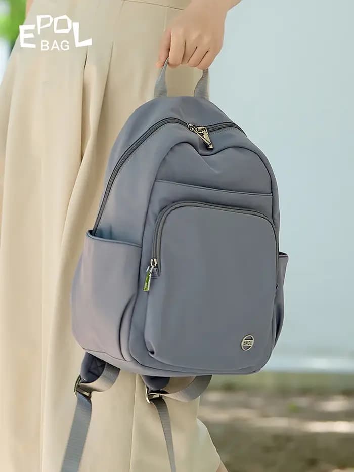 Sac à dos en nylon imperméable pour femme