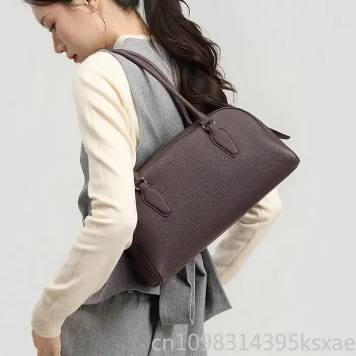 Sac bowling East-West pour femme en cuir véritable vintage